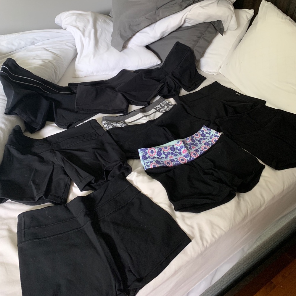 Lululemon shorts size 6